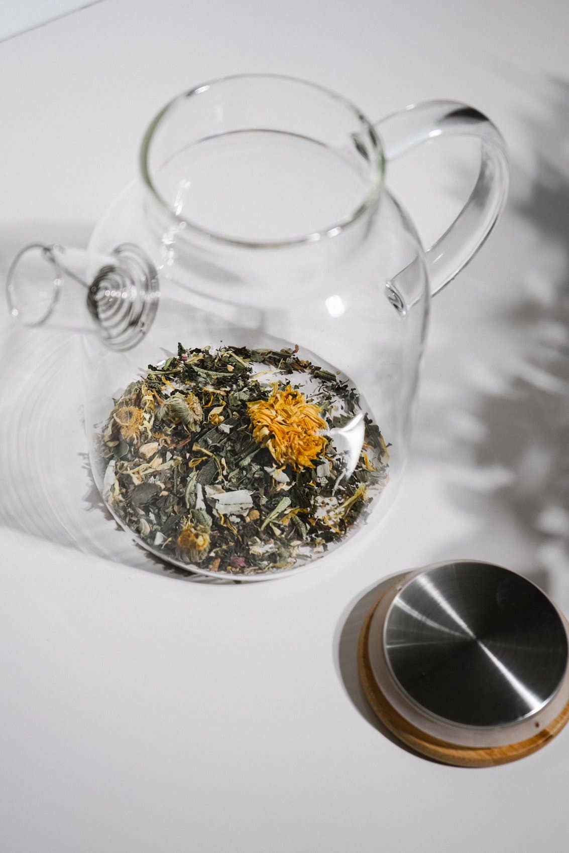 Glass Teapot with Strainer | For Loose Leaf Herbal Tea